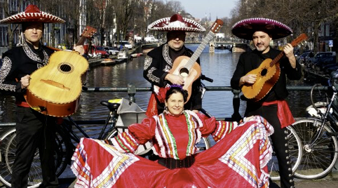 Pre-Hispanische beschavingen dansen